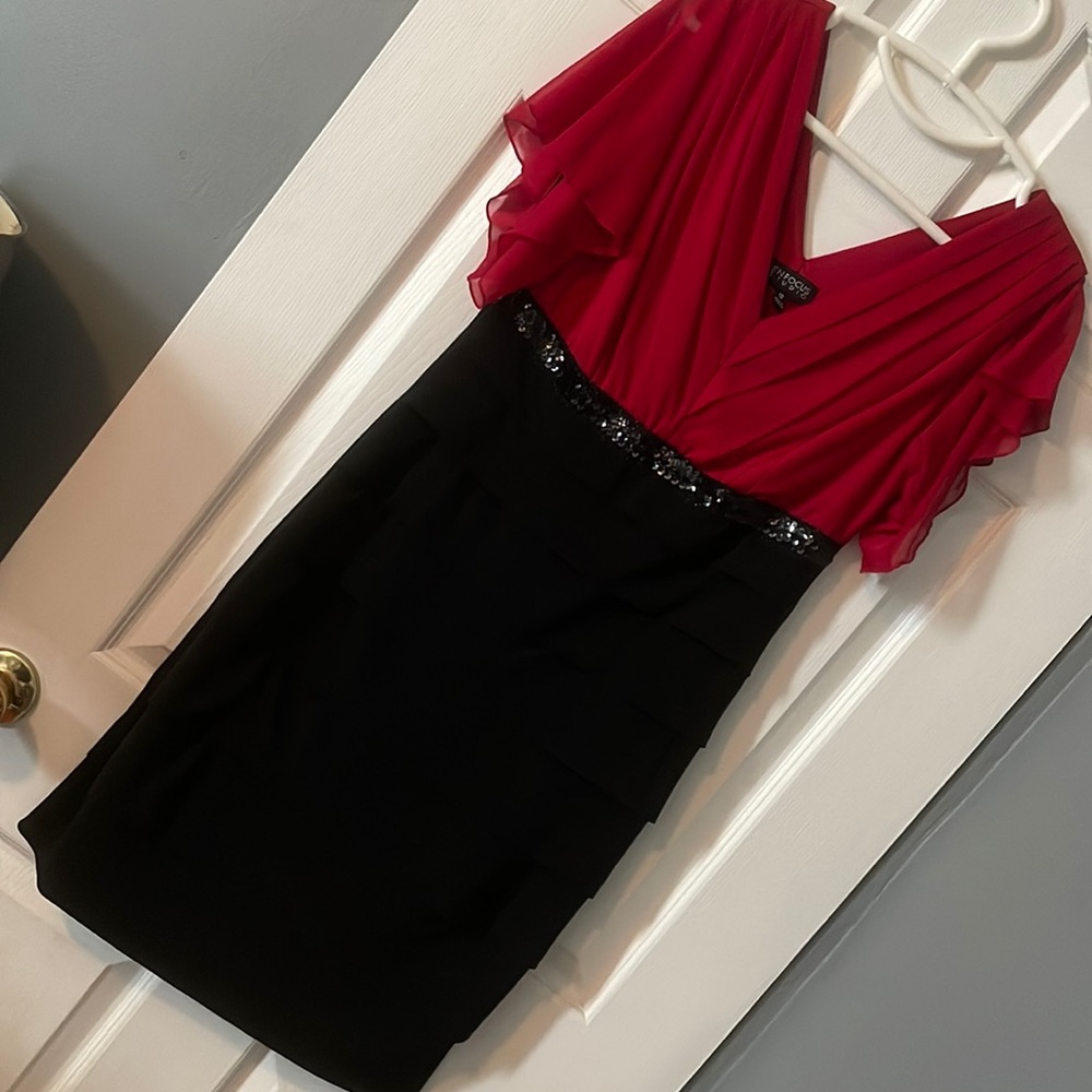 Gorgeous dress!